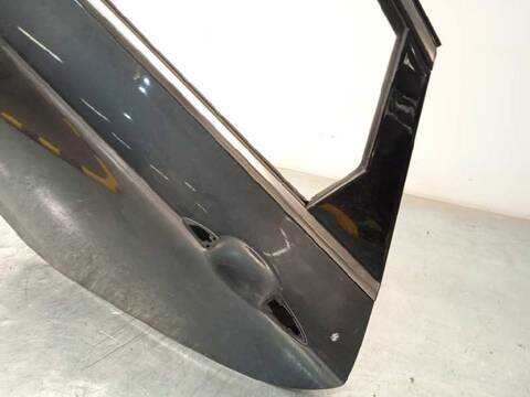 Foto 2ª: Puerta Trasera Izquierda Hyundai i40 STYLE 141CV 104KW [D4FD] (2015)