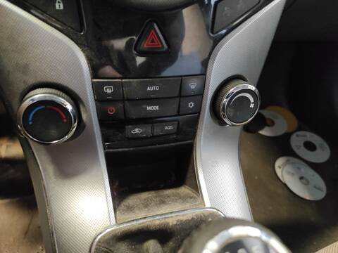 Mando Climatizador Chevrolet Cruze Z20S1