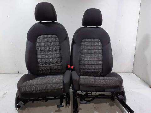 Asientos Traseros Audi Q3 BASE 150CV 110KW
