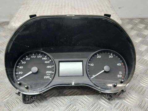 Cuadro de Instrumentos Mercedes Vito 109/111 CDI LANG 447.601) 114CV 84KW
