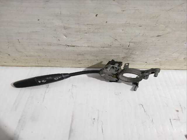 Foto 2ª: Mando Multifuncion Mercedes Clase C 160 CLK 240 209.361) 170CV [M 112.912] (2002)