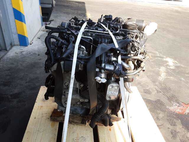 Foto 2ª: Motor Completo Volkswagen Touran 1.6 TDI 105CV 0CV [CAYC] (2011)