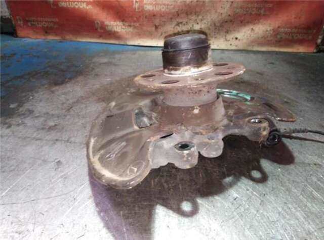 Foto 3ª: Mangueta Delantera Izquierda Mercedes Clase C 160 1.8 C 180 COMPRESSOR (203.746) [1.8 LTR. - 105 KW CAT] [M 271.946]