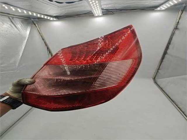 Foto 3ª: Piloto Trasero Derecho Renault Scenic 1.9 GRAND CONFORT DYNAMIQUE [1.9 LTR. - 88 KW DCI DIESEL] (JM)(2003-_) [F9Q 812]