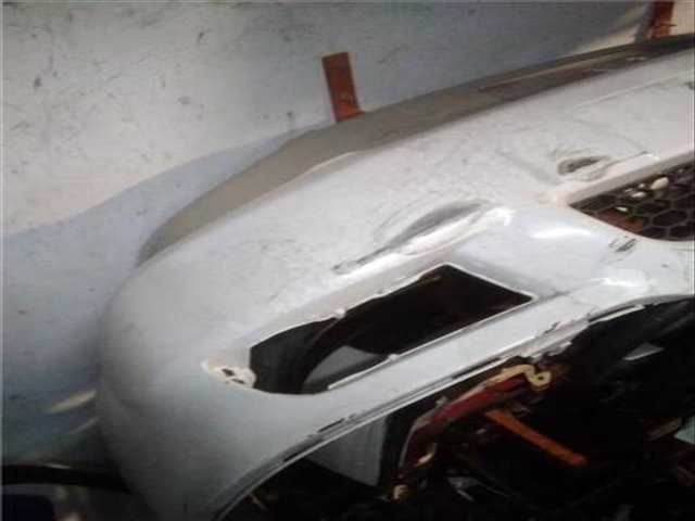 Paragolpes Delantero Toyota Corolla 2.2 D-4D SOL [2.2 LTR. 100KW TD CAT]