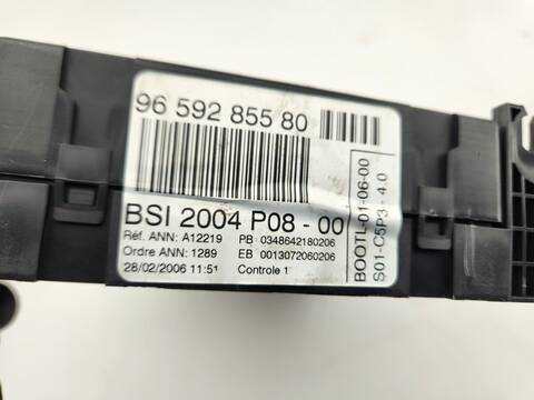 Foto 2ª: Caja Reles Fusibles Peugeot 207 GT 109CV 80KW [9HZ] (2006)