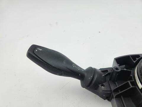 Foto 3ª: Mando Multifuncion Ford Transit COMBI AMBIENTE 101CV 74KW [XXCA] (2020)