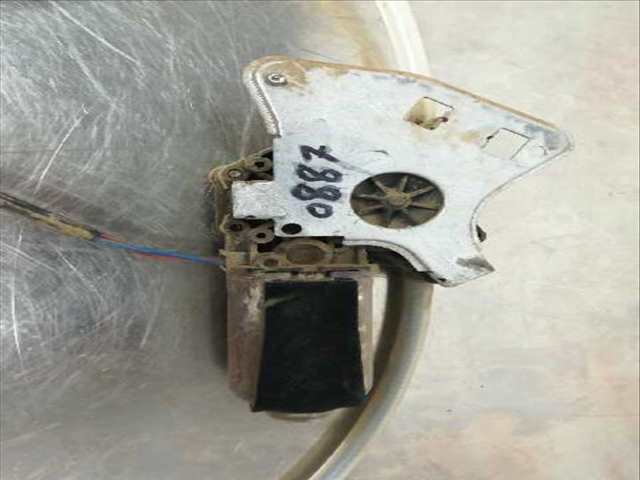 Foto 2ª: Elevalunas Manual Trasero Izquierdo Opel Frontera ARIZONA 100CV 74KW [23DTR] (1992)