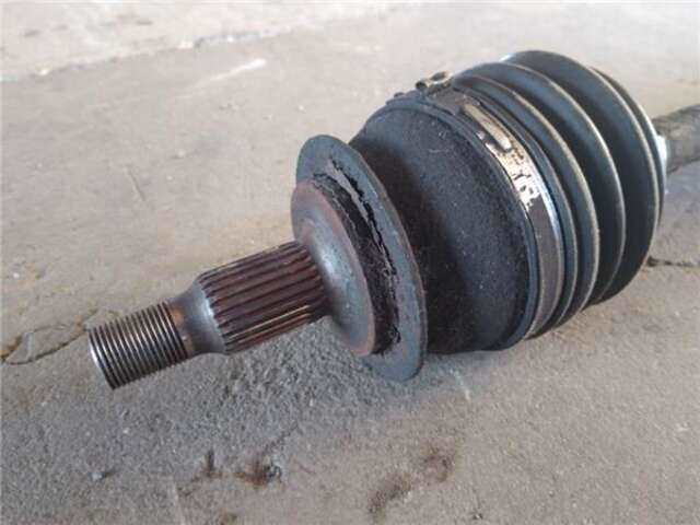 Foto 3ª: Transmision Delantera Izquierda Mercedes Clase B 150 2.0 180 CDI (245.207) [2.0 LTR. - 80 KW CDI CAT] [OM 640.940]