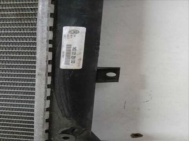 Foto 3ª: Radiador Motor Volkswagen Golf RABBIT BLUEMOTION 105CV 77KW [CAYC] (2012)