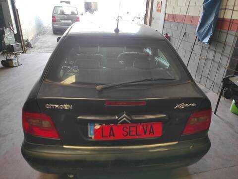 Foto 2ª: Portón Citroen Xsara KFW BERLINA (2004)