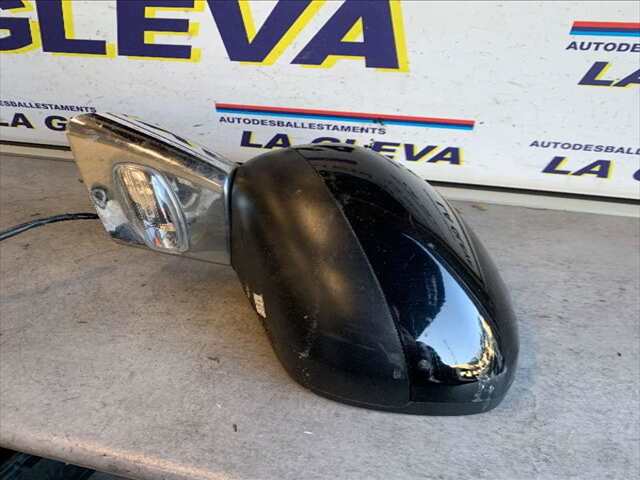 Foto 3ª: Retrovisor Izquierdo Citroen DS3 1.2 12V82CV 0CV [HMZ] (2015)