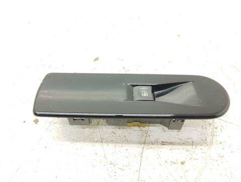 Botonera Elevalunas Renault Clio 1.5 DCI 90CV 66KW
