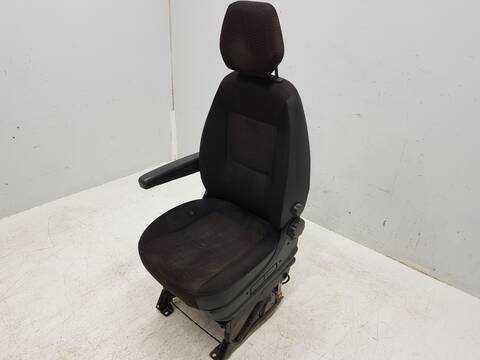 Foto 2ª: Asiento Delantero Izquierdo Peugeot Boxer 335 L2H1 SERVICE EDITION BLUEHDI 140 STOPSTART (1994)