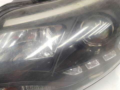 Foto 2ª: Faro Izquierdo Ford Focus SPORT (2010)