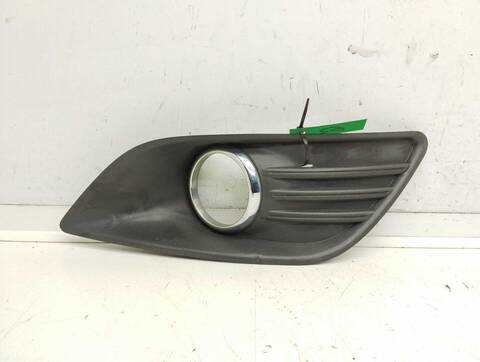Rejilla Delantera Ford Focus AMBIENTE D) BERLINA 115CV 85KW