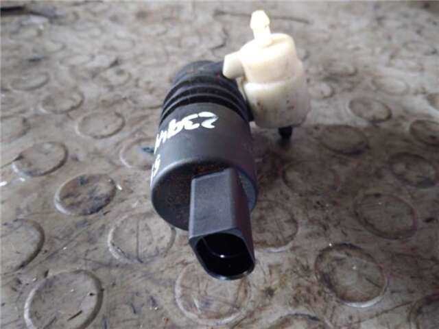 Foto 3ª: Bomba Agua Limpiaparabrisas Mercedes Clase B 150 2.0 180 CDI (245.207) [2.0 LTR. - 80 KW CDI CAT] [OM 640.940]