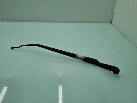 Brazo Limpia Delantero Derecho Suzuki SX4 GLE 120CV 88KW