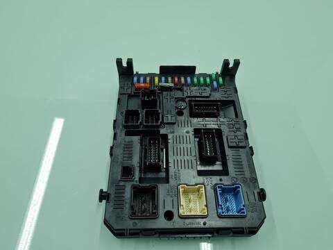 Caja Reles Fusibles Peugeot 308 1.6 16V TURBO CAT 5FX - EP6DT) 150CV 110KW