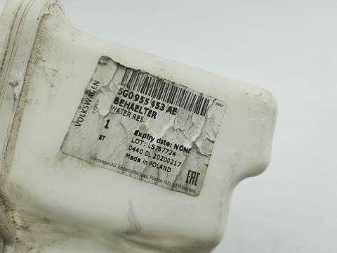 Foto 4ª: Deposito Limpiaparabrisas Volkswagen Golf 2.0 GTD 184CV 135KW [CUNA] (2013)