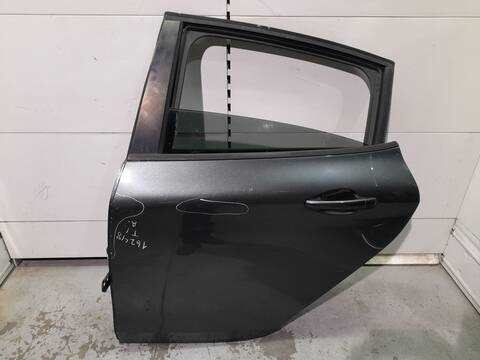Puerta Trasera Izquierda Peugeot 208 STYLE 82CV 60KW