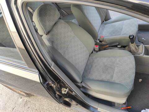 Asiento Delantero Derecho Daewoo Kalos B12S1