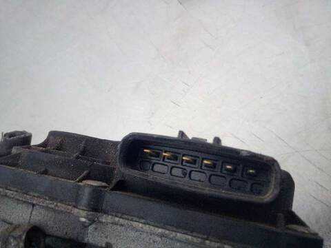 Foto 4ª: Caja Mariposa Mazda 3 2.0 CRDT SPORTIVE BERLINA 143CV 105KW [D/RF] (2007)