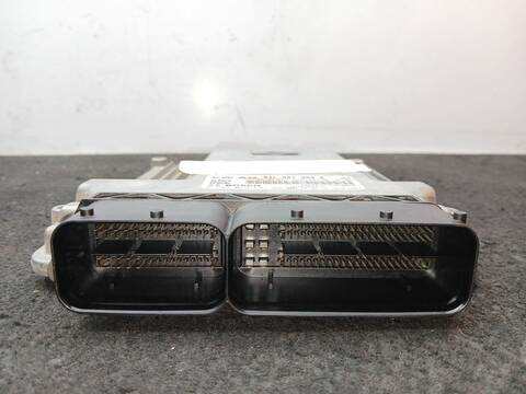 Foto 2ª: Centralita Motor ECU Volkswagen Jetta 2.0 TDI 110CV 81KW [CUUA] (2014)