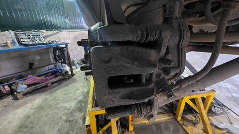 Foto 2ª: Pinza Freno Trasera Izquierdo Land Rover Range PURE 150CV 110KW (2012)