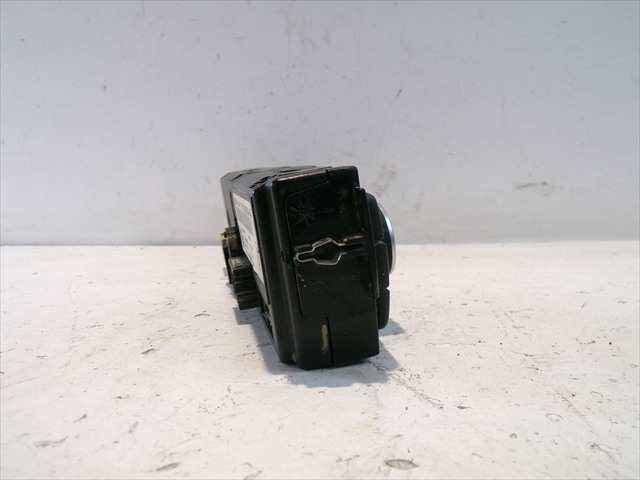 Foto 2ª: Mando Calefacción A. A. Bmw Serie 1 116 2.0 D E81,COUPE 2004-2013 [N47D20A] (2009)