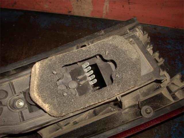 Foto 3ª: Piloto Trasero Derecho Opel Meriva 1.7 CDTI [Z 17 DTH]