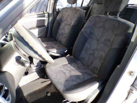 Asiento Delantero Izquierdo Dacia Sandero D4F F7