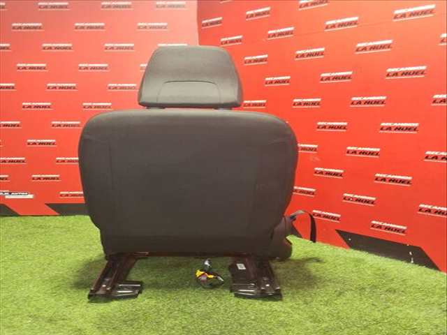 Foto 3ª: Asiento Delantero Derecho Renault Kangoo BLUE DCI 95 KJAB) 95CV 70KW [K9K 876,K9K 877] (2024)