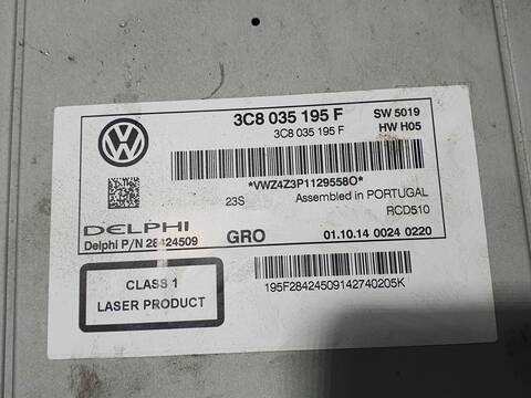 Foto 2ª: Sistema GPS Volkswagen Tiguan R-LINE BLUEMOTION 110CV 81KW [CFF] (2015)