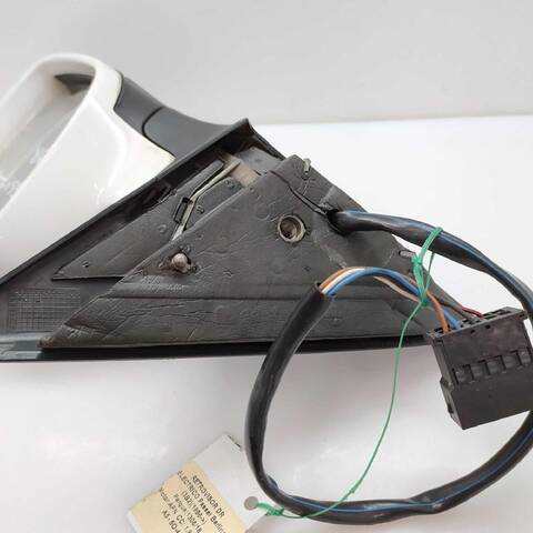 Foto 3ª: Retrovisor Derecho Volkswagen Passat 1.6 101CV (1996)