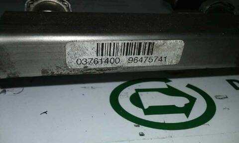 Foto 3ª: Rampa Inyectora Chevrolet Aveo 1.4 CAT 101CV 74KW [F14D4] (2006)