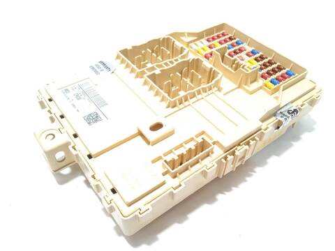 Foto 2ª: Caja Reles Fusibles Kia Xceed EDRIVE PHEV 141CV 104KW [G4LE] (2021)