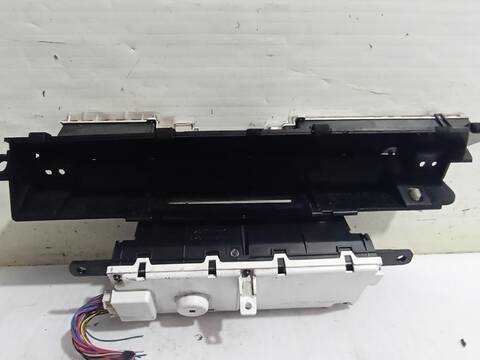 Foto 2ª: Pantalla Multifuncion Toyota Prius BASIS AUT. 78CV [1NZFXE] (2003)