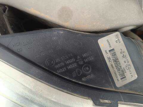 Foto 2ª: Faro Derecho Ford Focus PNDA BERLINA AUT. (2014)