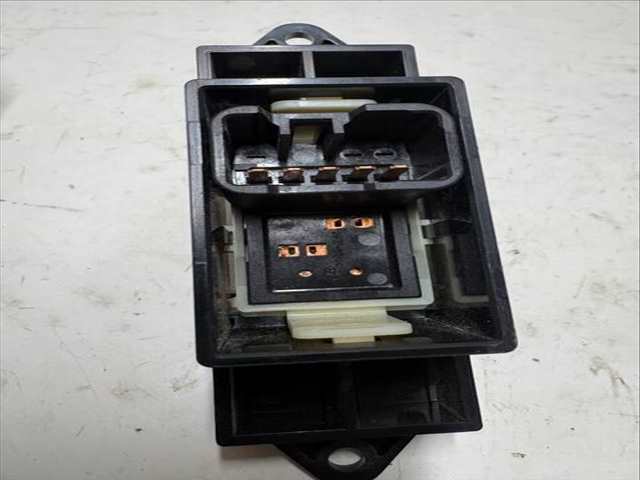 Foto 2ª: Botonera Elevalunas Mitsubishi ASX VERSION INDEFINIDA (2014)