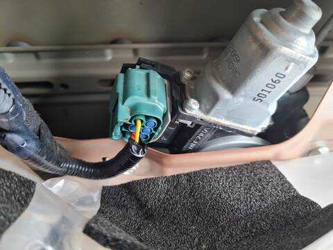 Elevalunas Eléctrico Delantero Derecho Nissan NP300 ACENTA DOUBLE CAB 4X4 163CV 120KW