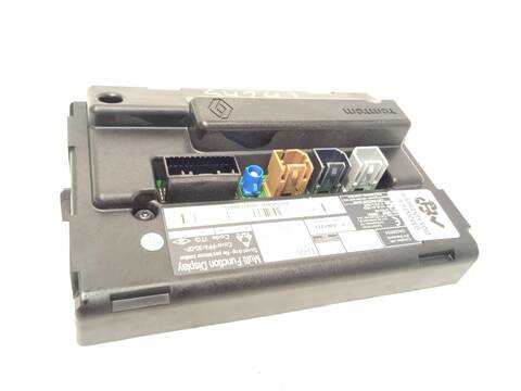 Foto 3ª: Pantalla Multifuncion Renault Clio 0.9 TCE 90 90CV 66KW [H4B408] (2018)