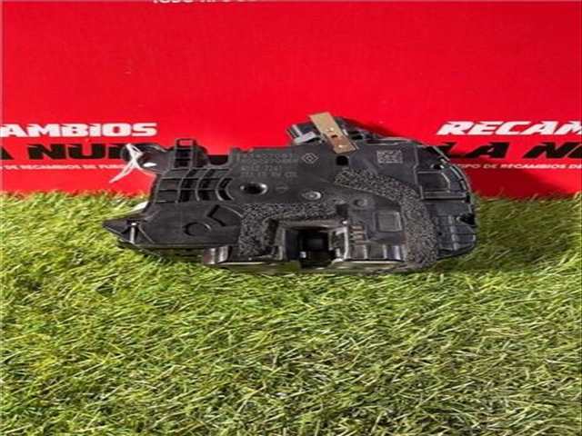 Foto 2ª: Cerradura Puerta Delantera Derecha Renault Trafic M9R Z7 170CV 125KW FURGON (2023)