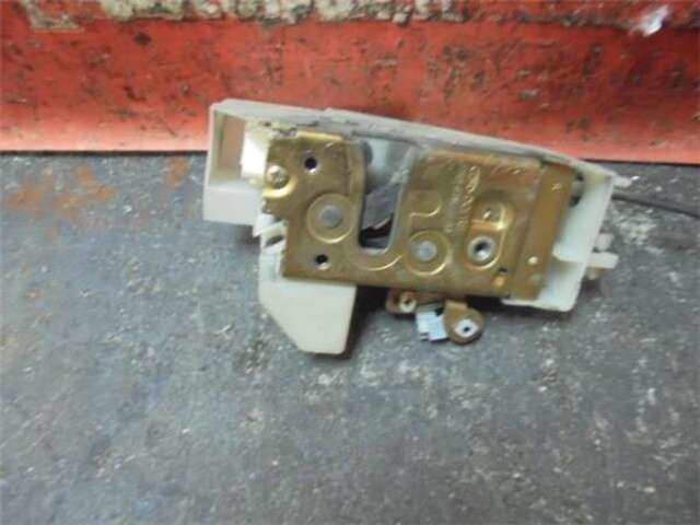 Foto 3ª: Cerradura Puerta Delantera Derecha Ford Fiesta 1.25 I 16V [DHF]