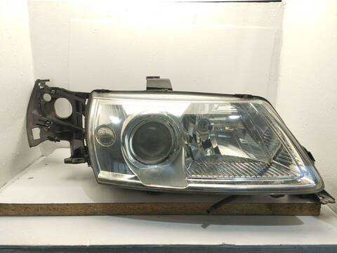 Faro Derecho Saab 9-3 2.3 T 185CV 136KW YS3E)