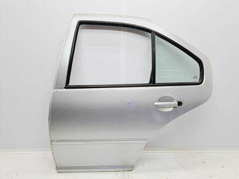 Puerta Trasera Izquierda Volkswagen Bora 1.9 TDI BERLINA 110CV 81KW