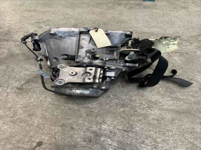 Foto 2ª: Caja Cambios Peugeot 208 1.600 HDI92CV/68KW 0CV [9H06] (2013)