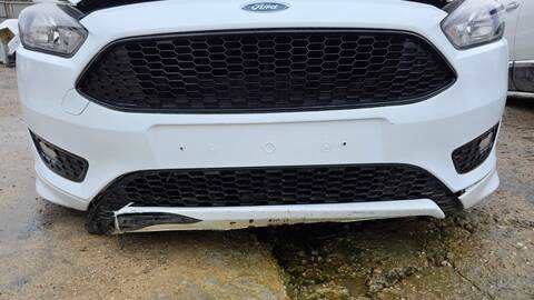 Paragolpes Delantero Ford Focus M11D BERLINA