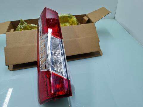 Foto 2ª: Piloto Trasero Izquierdo Ford Transit DIESEL (2014)