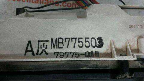 Foto 2ª: Cuadro de Instrumentos Mitsubishi Montero 87CV 64KW (1992)